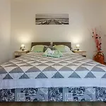 Renoviertes Mit Meerblick, Fitnessraum, Babybett, Grillbereich تْسْغيكفانِتْسا