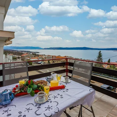Renoviertes Mit Meerblick, Fitnessraum, Babybett, Grillbereich