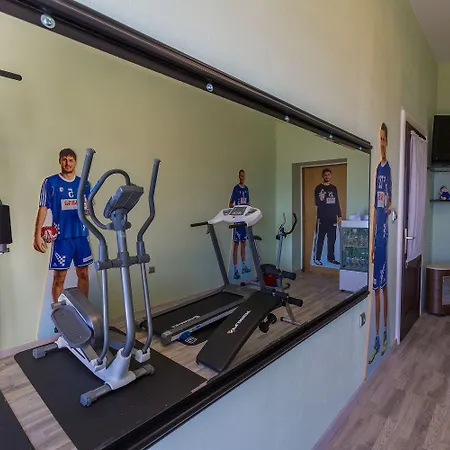 Renoviertes Mit Meerblick, Fitnessraum, Babybett, Grillbereich Apartmán