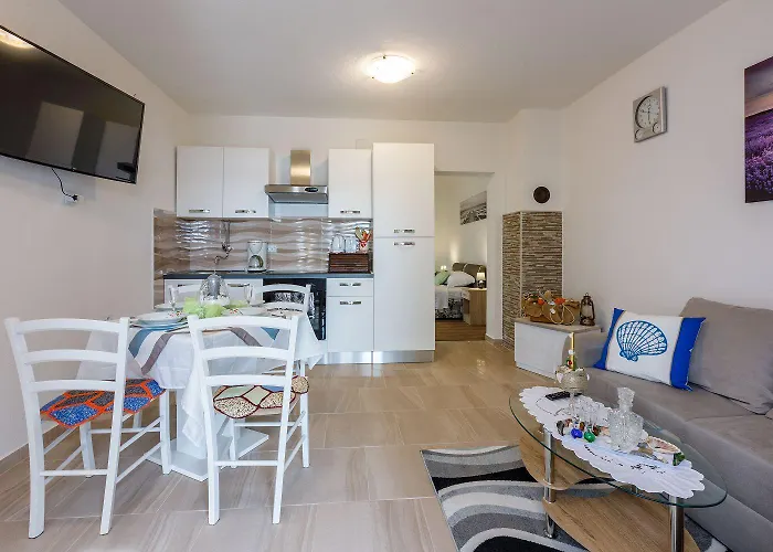 Διαμέρισμα Renoviertes Mit Meerblick, Fitnessraum, Babybett, Grillbereich *