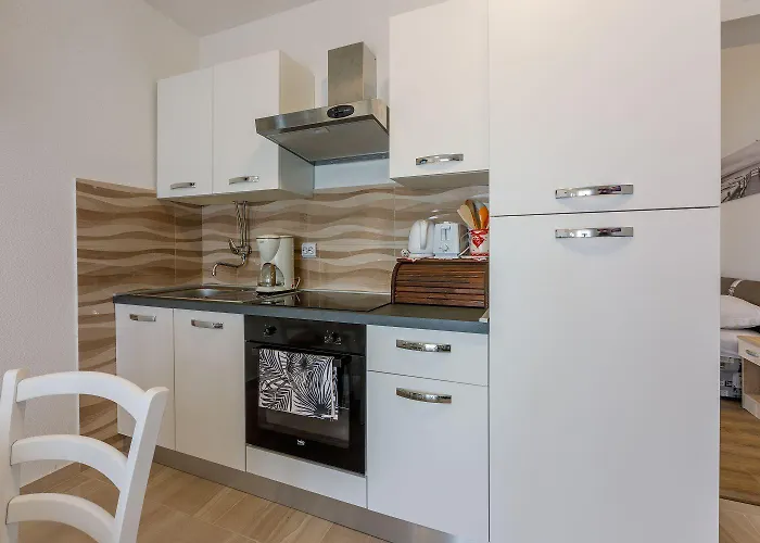 Renoviertes Mit Meerblick, Fitnessraum, Babybett, Grillbereich Διαμέρισμα Crikvenica