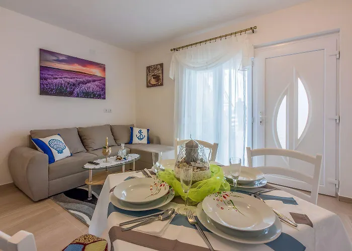 Renoviertes Mit Meerblick, Fitnessraum, Babybett, Grillbereich Διαμέρισμα